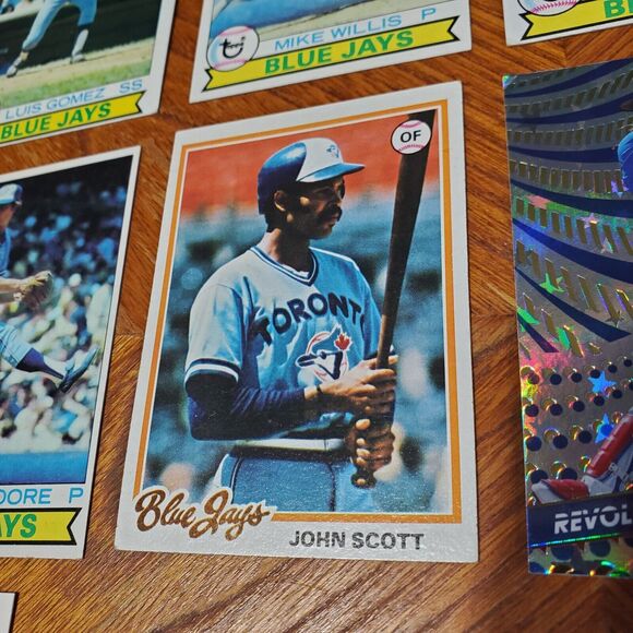 Toronto Blue Jays 12 Card Lot Guerrero Jr. 2021 Panini Chronicles Revolution Ref - Picture 8 of 13